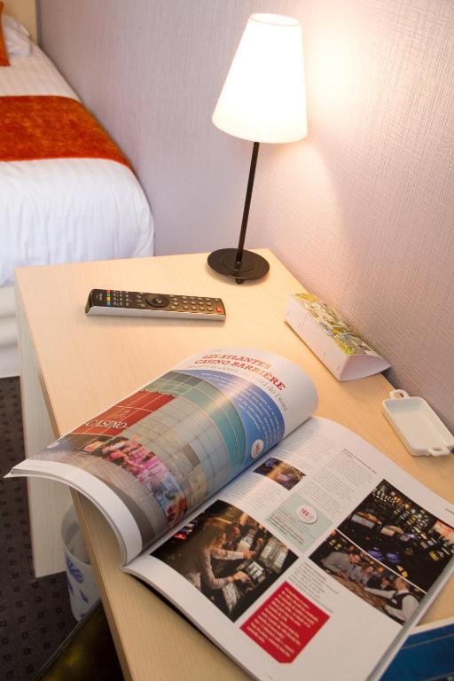 Les Hirondelles Hotel Les Sables-d'Olonne Ruang foto