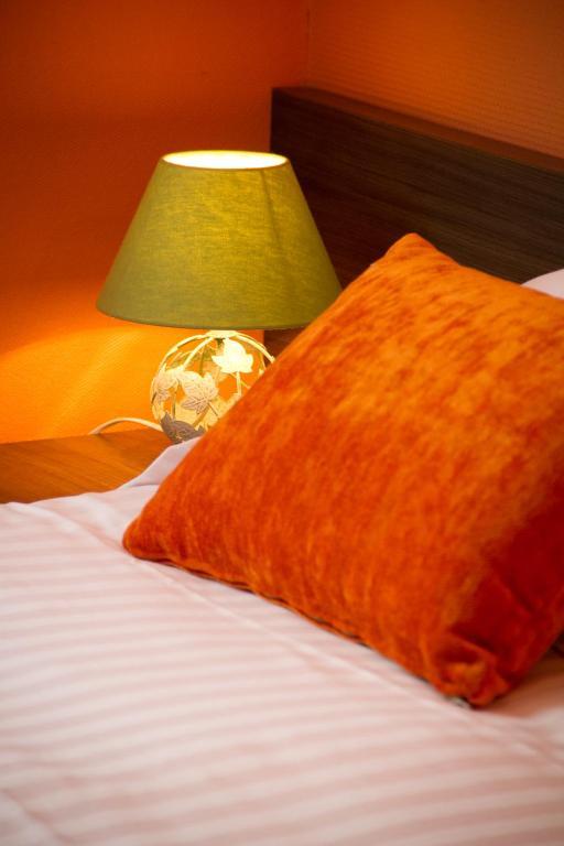 Les Hirondelles Hotel Les Sables-d'Olonne Ruang foto