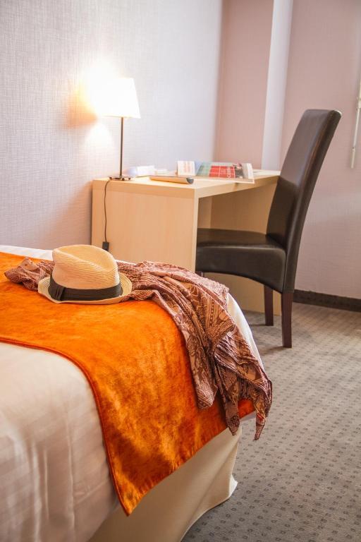 Les Hirondelles Hotel Les Sables-d'Olonne Ruang foto