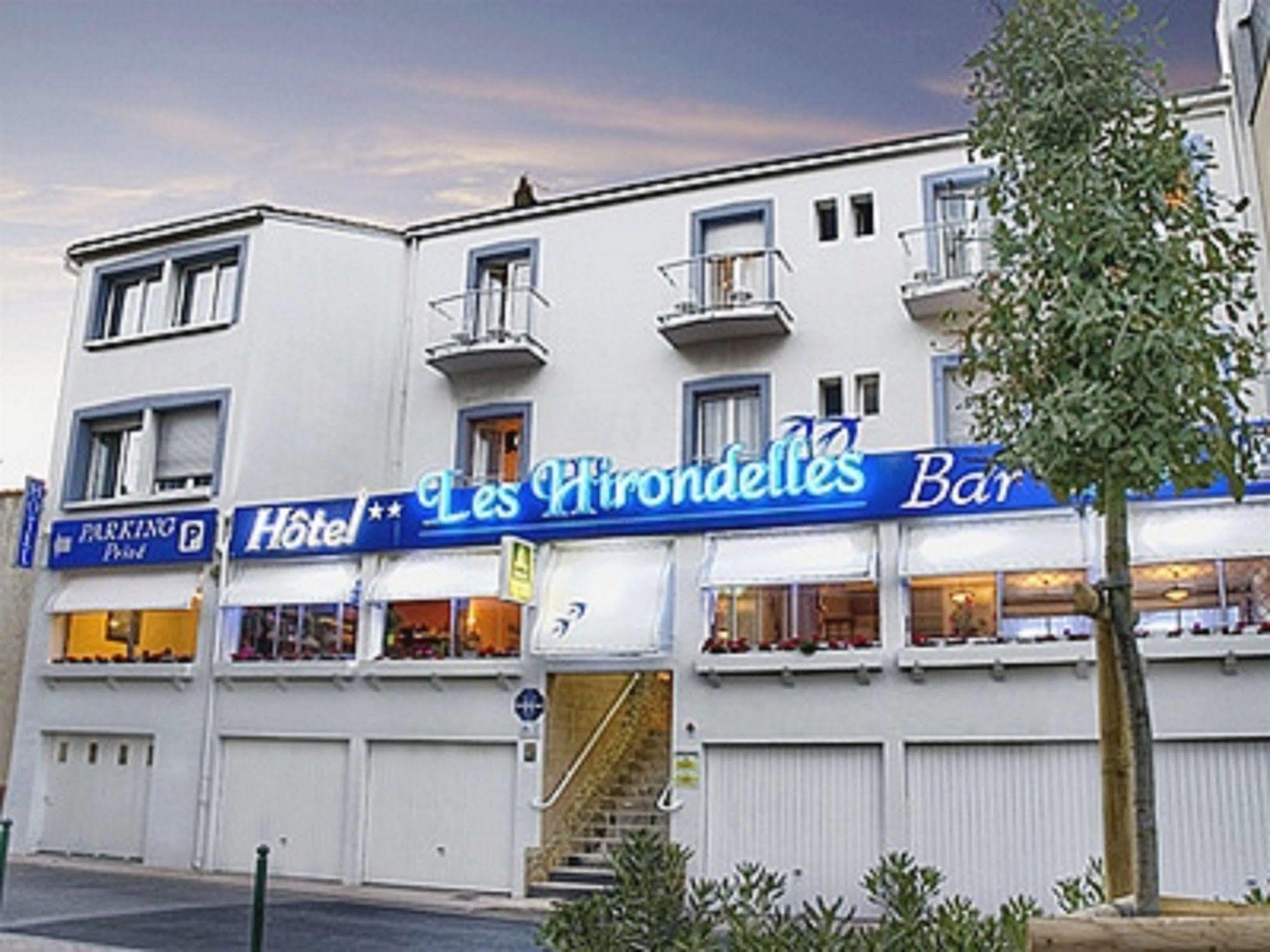 Les Hirondelles Hotel Les Sables-d'Olonne Bagian luar foto