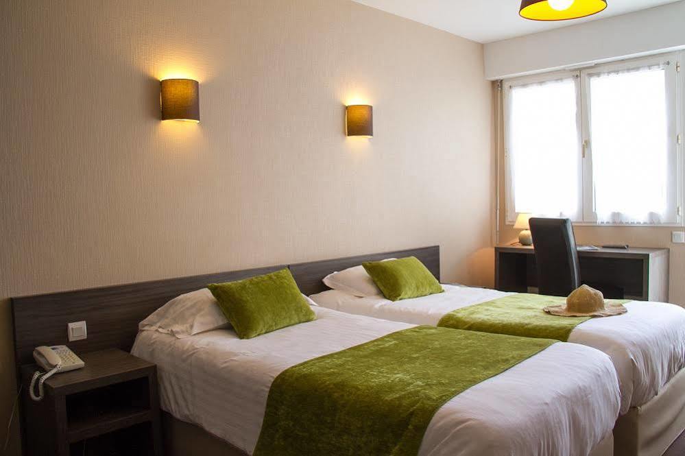 Les Hirondelles Hotel Les Sables-d'Olonne Bagian luar foto